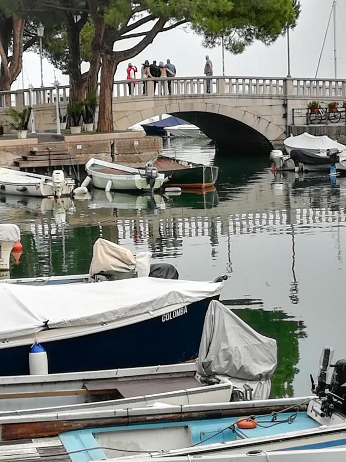 Casa Lorena Desenzano del Garda Exterior foto